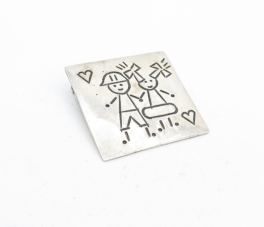 MEXICO 925 Sterling Silver  Vintage Etched Children Love Brooch Pin  BP1900