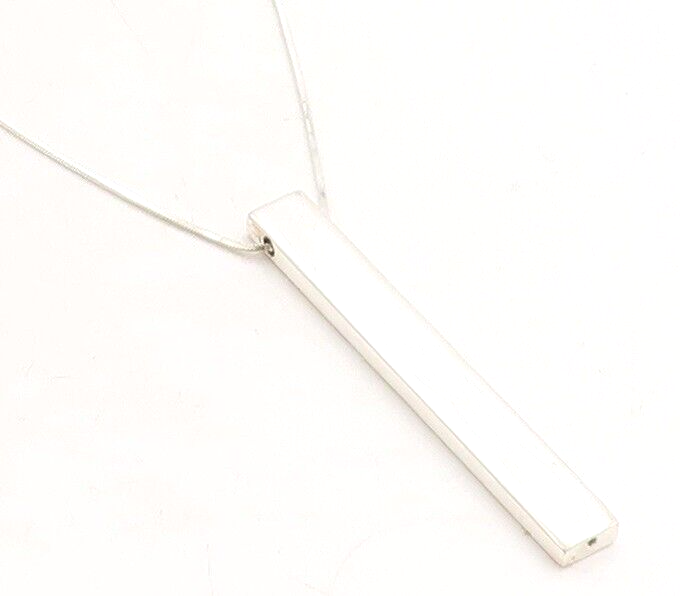925 Sterling Silver  Knot Pattern Vertical Pendant Snake Chain Necklace NE1164