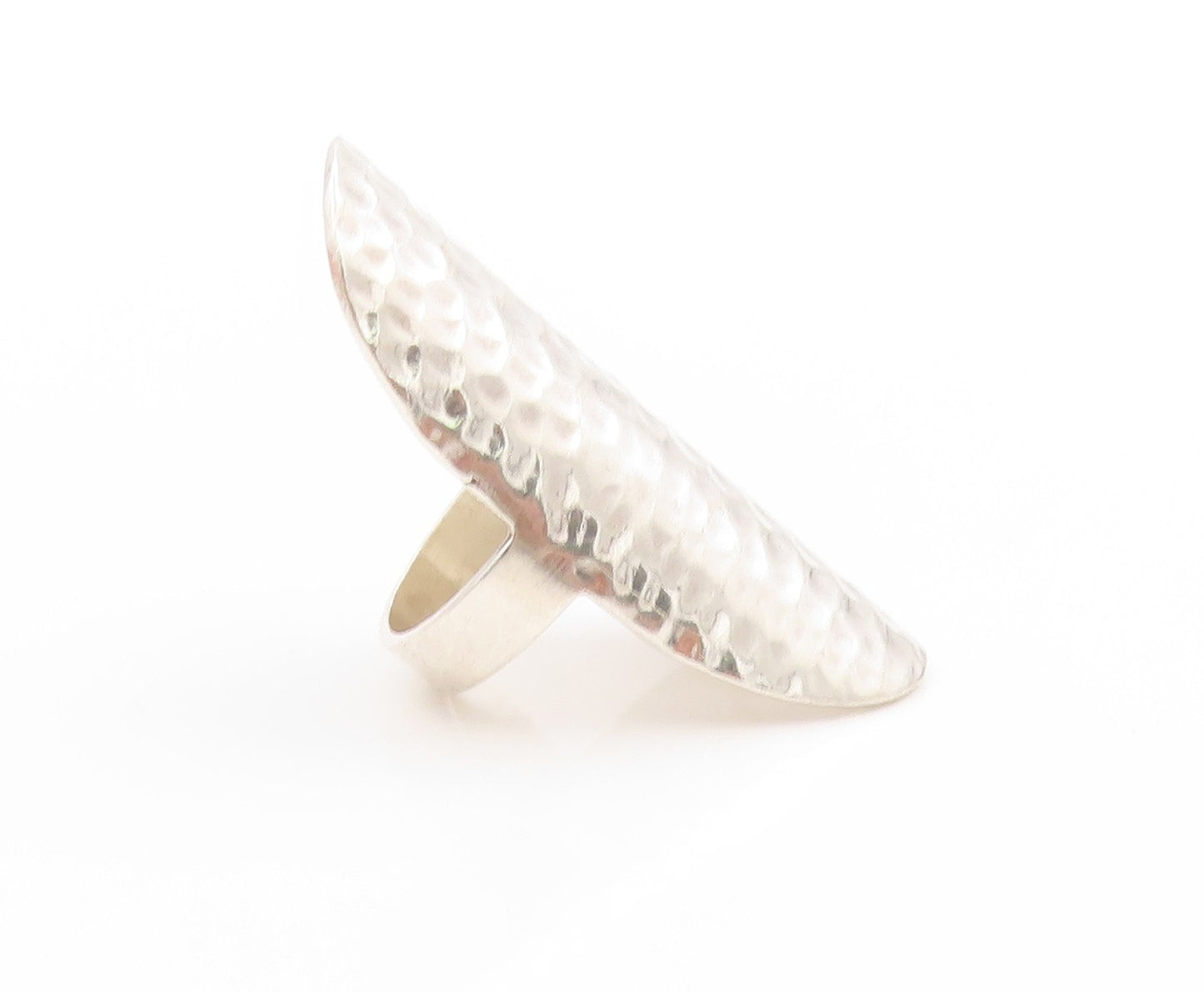 925 Sterling Silver Vintage Ring Long Hammered Warrior Shield  Sz 7.5  RG33652