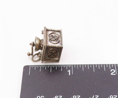 BEAU 925 Sterling Silver  Vintage Pretzel Swirl Detail Box Pendant  PT16001