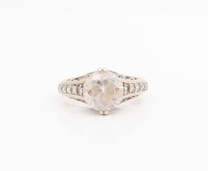 925 Sterling Silver Vintage Ring Classic CZ With Accent Stones  Sz 8  RG34472