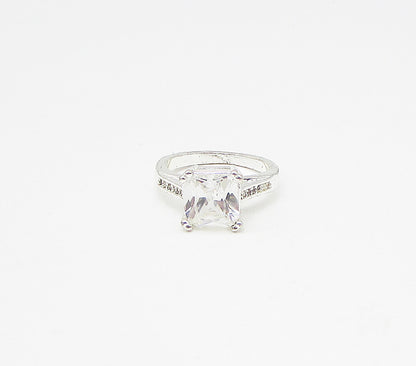 925 Sterling Silver  Faceted White Cubic Zirconia Band Ring Sz 5  RG3130
