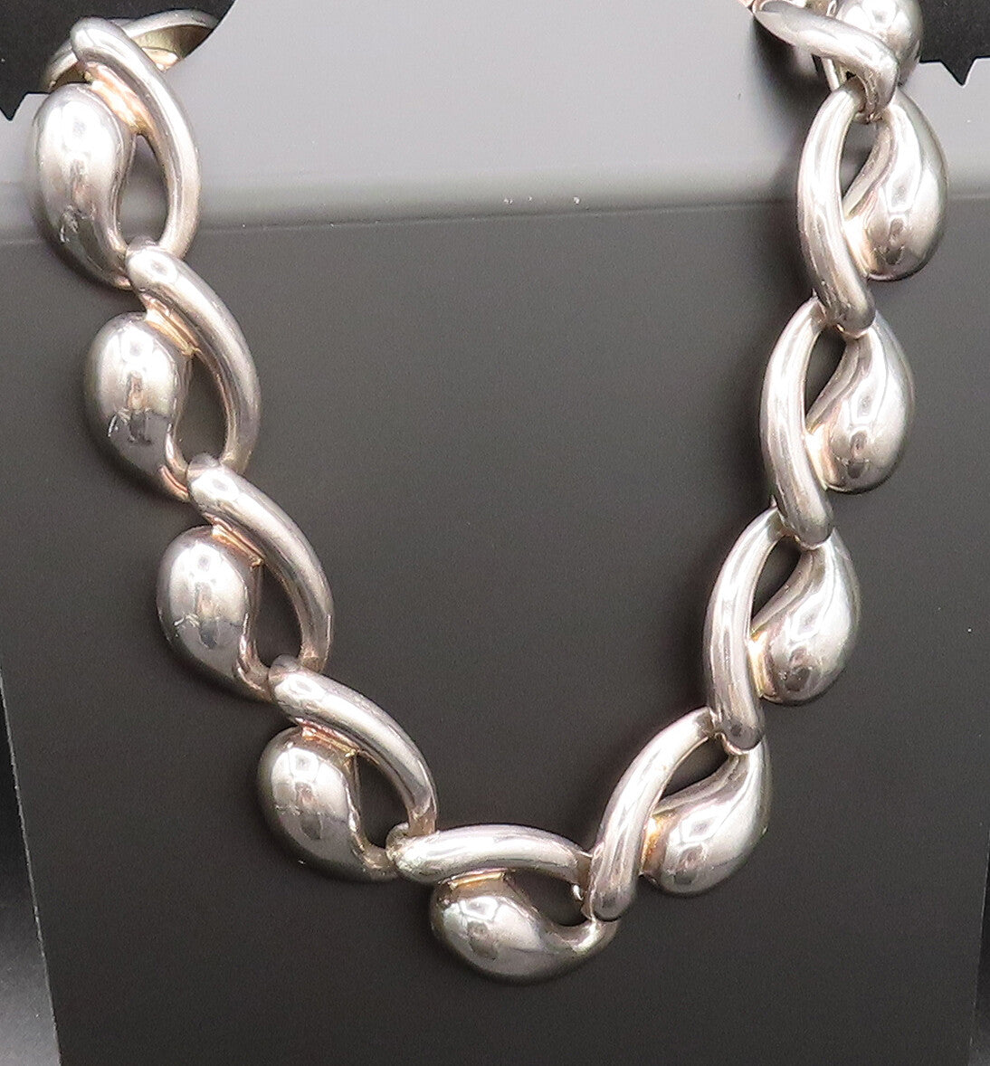 CHARLES KRYPELL 925 Silver  Vintage Modernist Chunky Teardrop Necklace  NE4015