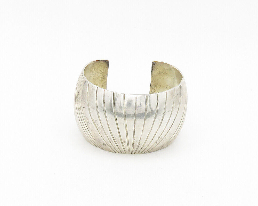 925 Sterling Silver  Vintage Shiny Linear Etched Detail Cuff Bracelet  BT7465