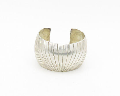 925 Sterling Silver  Vintage Shiny Linear Etched Detail Cuff Bracelet  BT7465