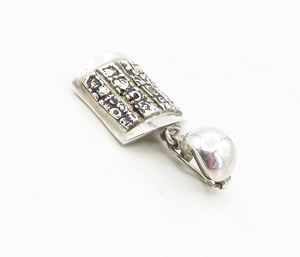 925 Sterling Silver  Vintage Shiny Raised Traditional Pattern Pendant  PT6396