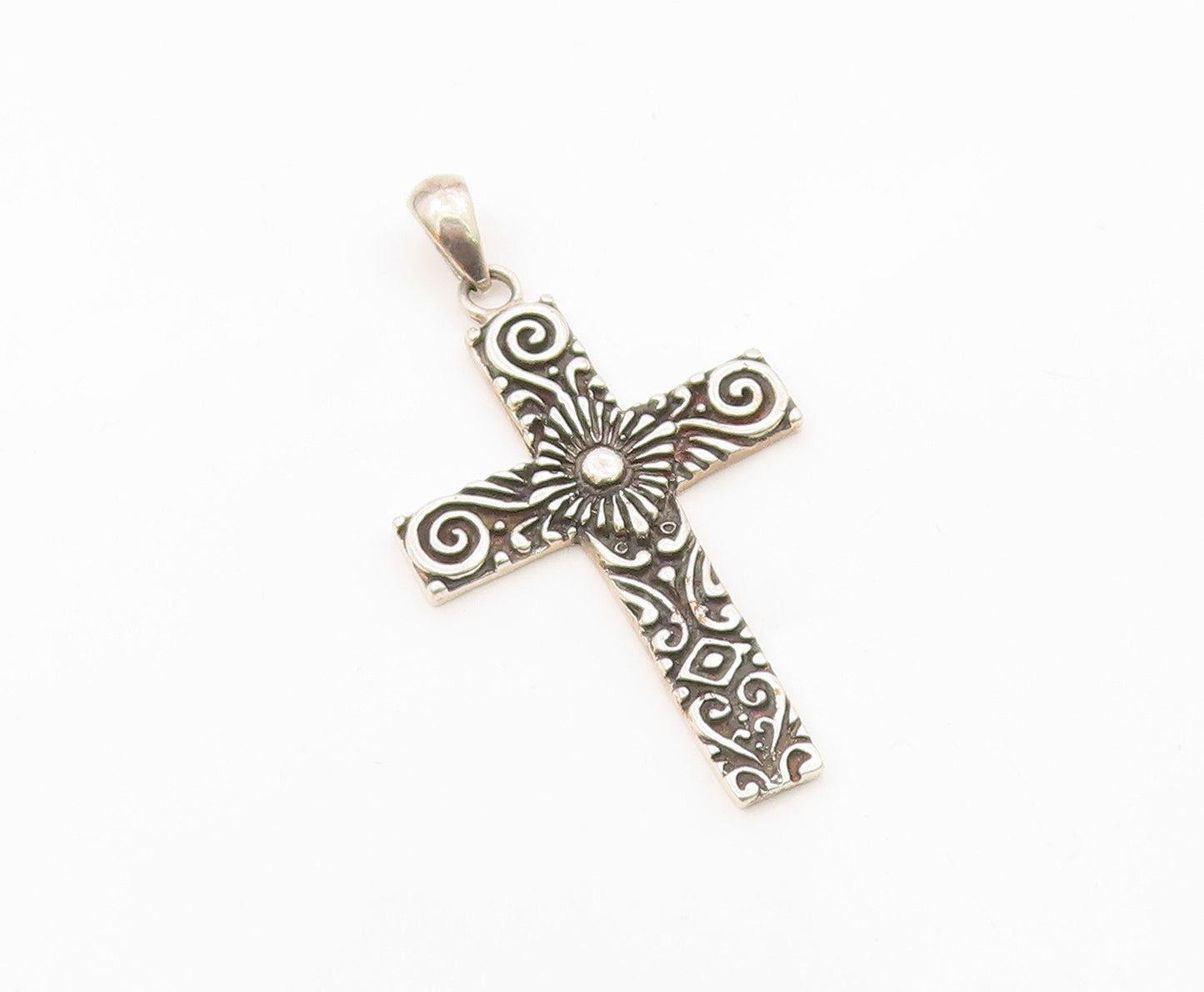 925 Sterling Silver  Vintage Shiny Swirl Religious Cross Pendant  PT15071
