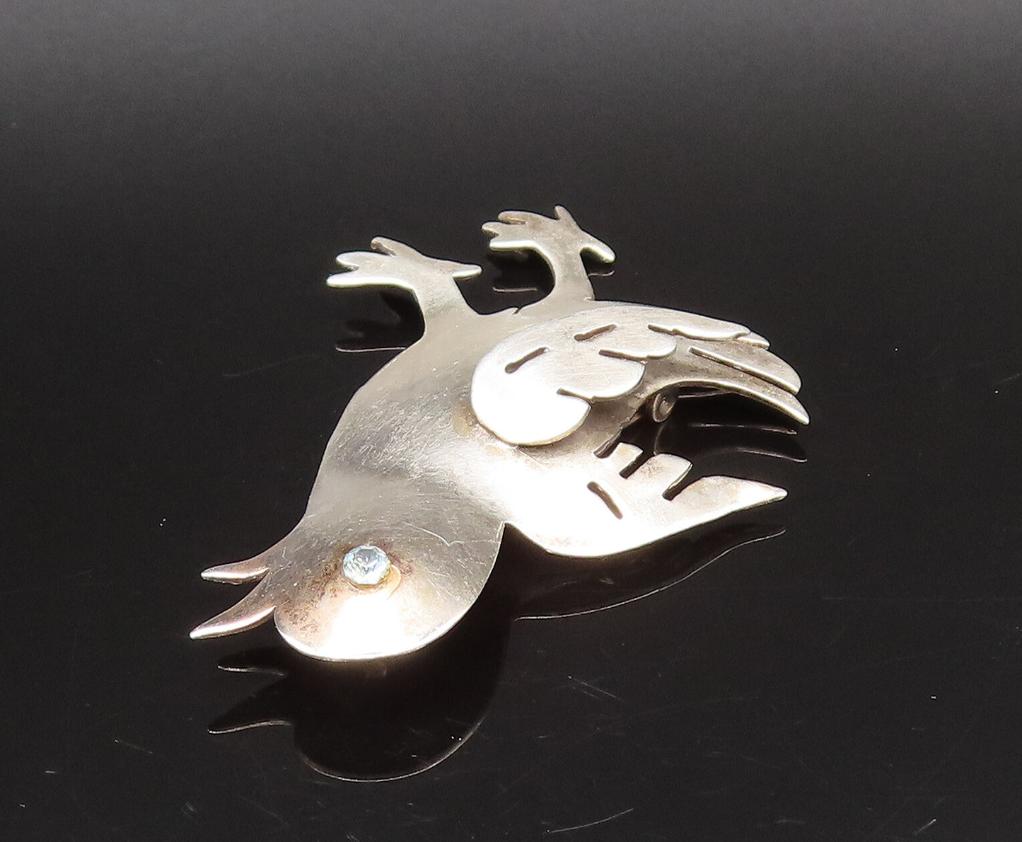 925 Silver  Vintage Carved Baby Bird With Blue Topaz Eye Brooch Pin  BP10068