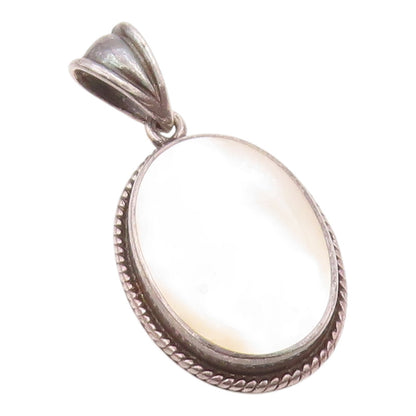 925 Sterling Silver  Vintage Mother Of Pearl Oval Twist Drop Pendant  PT16425