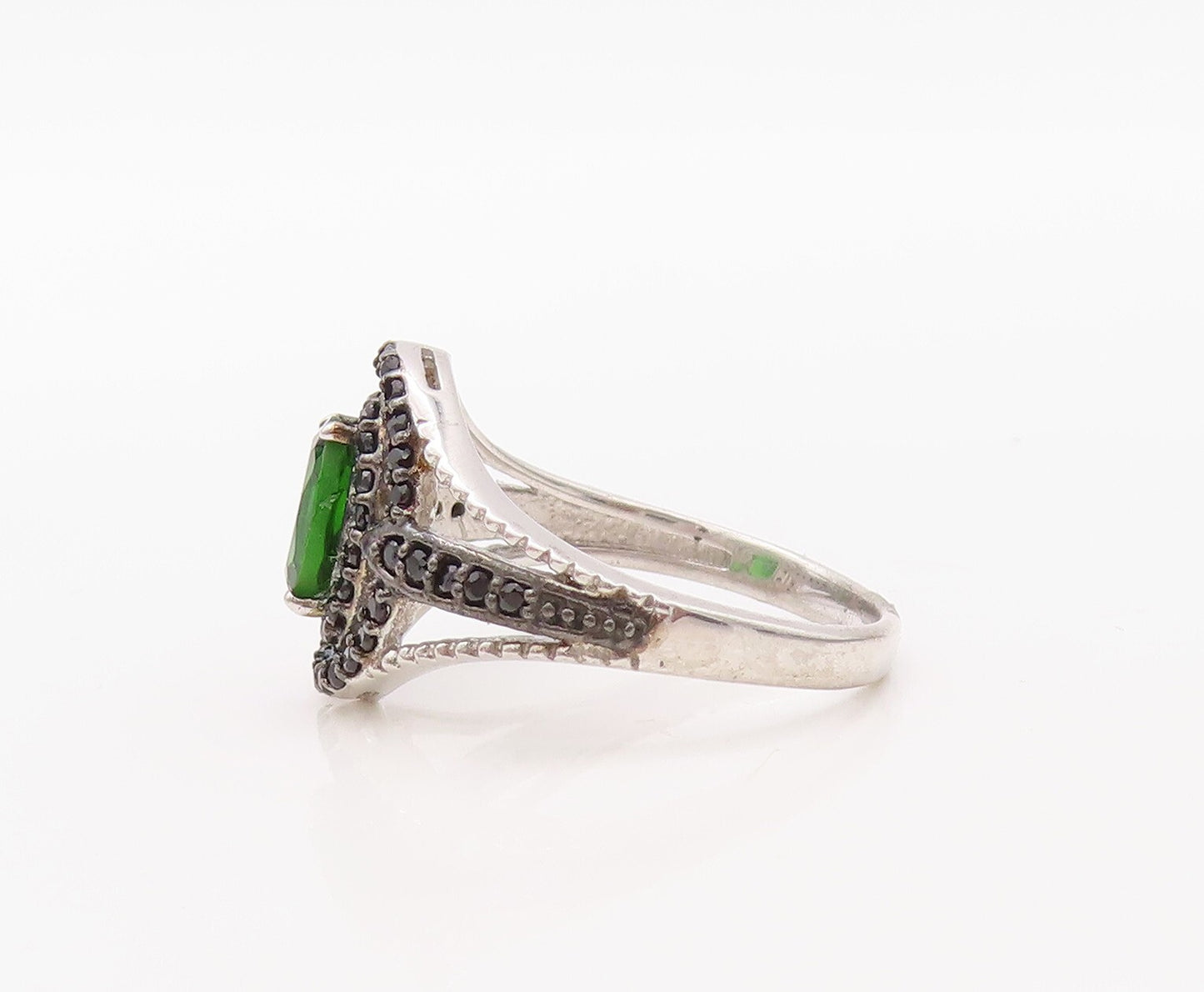 925 Sterling Silver Vintage Ring Oval Cut Green CZ Halo Spinel  Sz 7  RG30855
