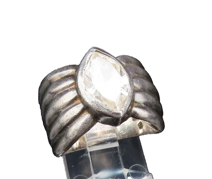 925 Silver  Vintage Marquise Cubic Zirconia Ribbed Band Ring Sz 8.5  RG25664