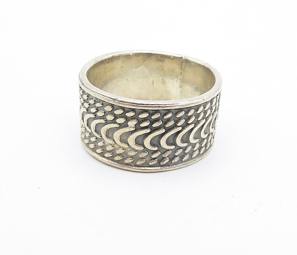 MEXICO 925 Silver  Vintage Dark Tone Etched Pattern Band Ring Sz 8.5  RG5298