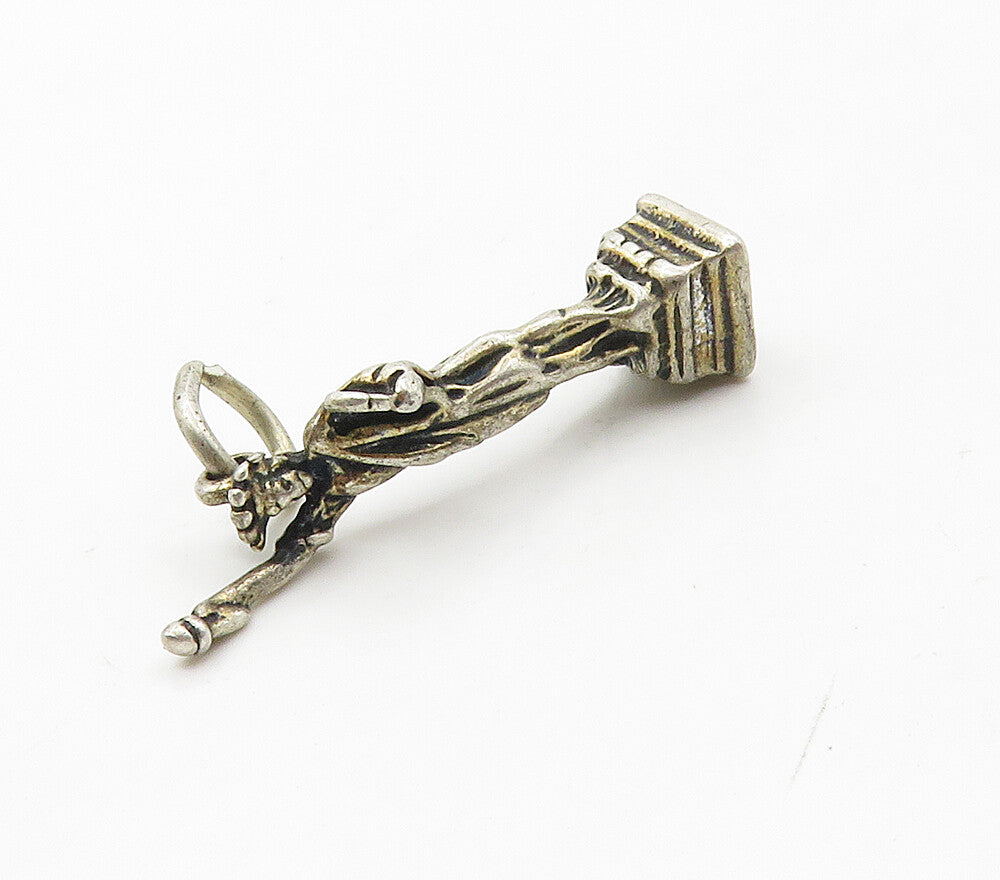 925 Sterling Silver  Vintage Petite Statue Of Liberty Pendant  PT12402