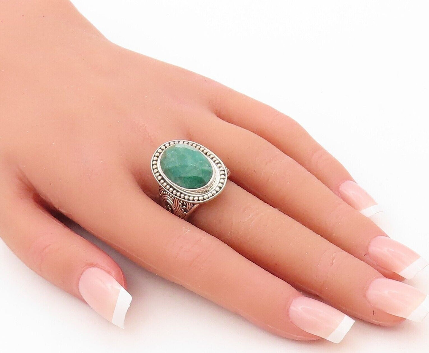 925 Sterling Silver Vintage Ring Oval Green Gemstone Halo Beaded  Sz 5.5 RG30219