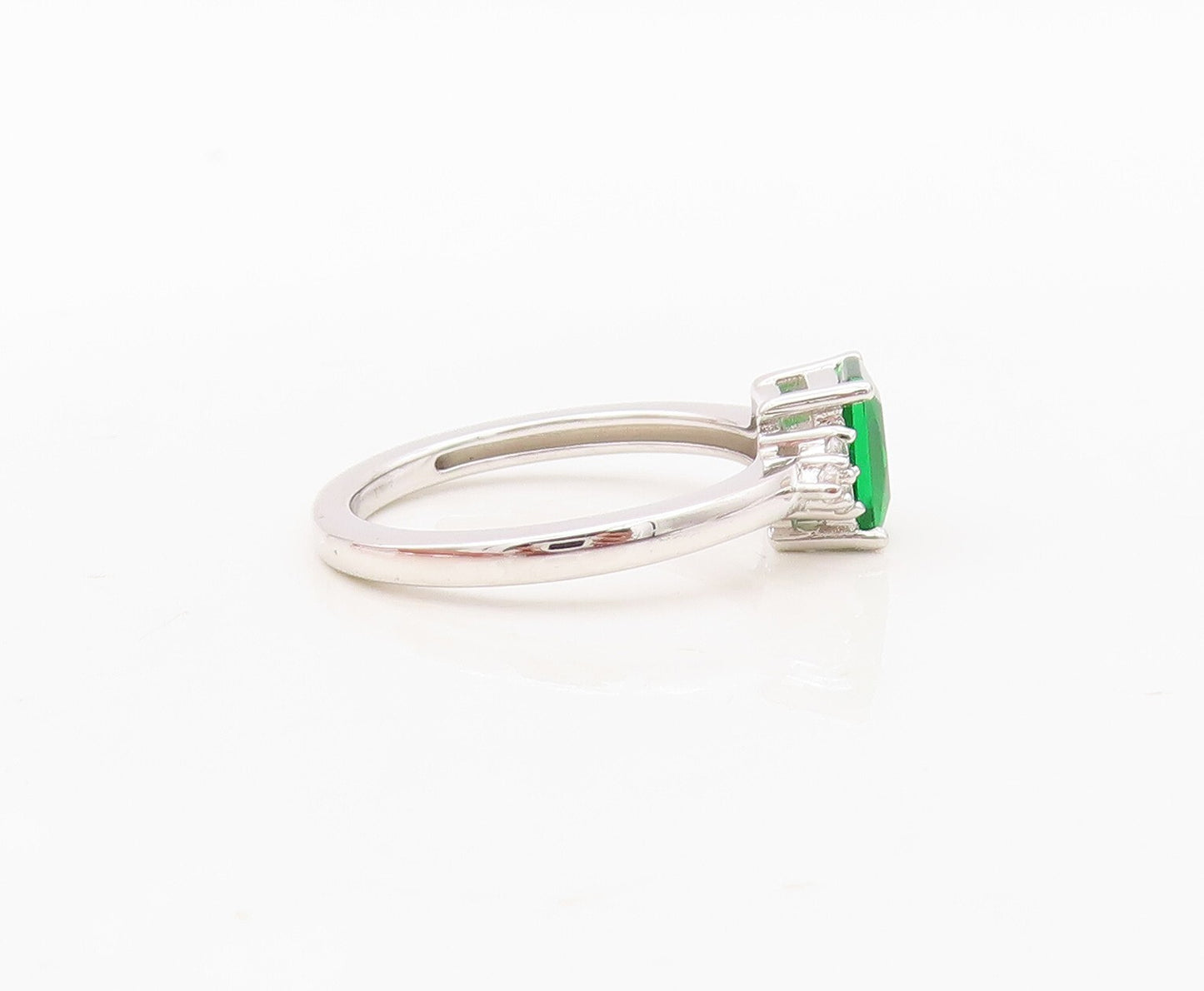 925 Sterling Silver Vintage Ring Rectangle Green & White CZ  Sz 7  RG30371