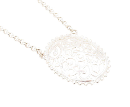 925 Sterling Silver Vintage Necklace Swirly Carved Oval Pendent  NE4577