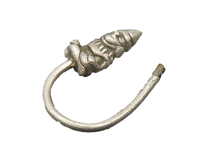 925 Sterling Silver  Vintage Sitting Gnome Motif Key Ring  TR2903