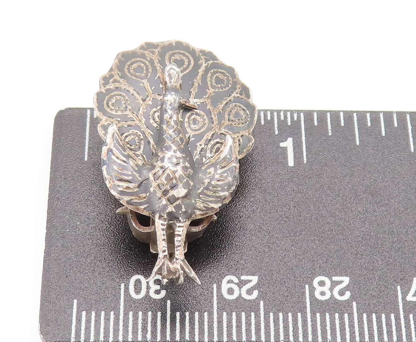 SIAM 925 Silver  Vintage Carved Movable Dancing Peacock Clip Earrings  EG12680