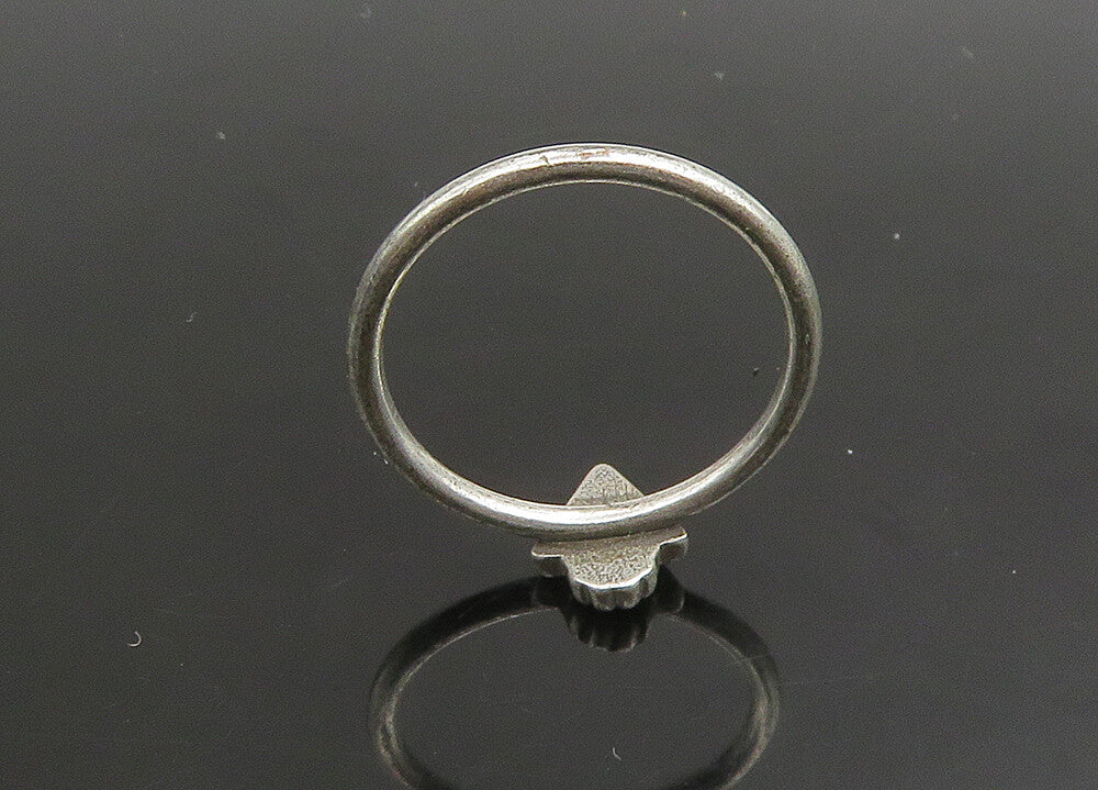 925 Sterling Silver  Vintage Shiny Pointed Detail Band Ring Sz 6  RG23416
