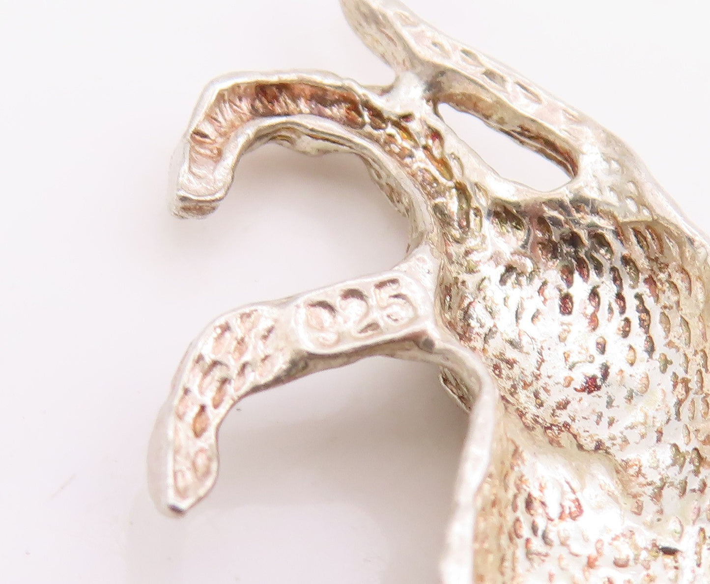 925 Sterling Silver Vintage Pendant Etched Leaping Wild Jaguar Charm  PT25766
