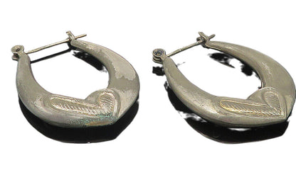 925 Sterling Silver  Vintage Dark Tone Hollow Love Heart Hoop Earrings  EG5960