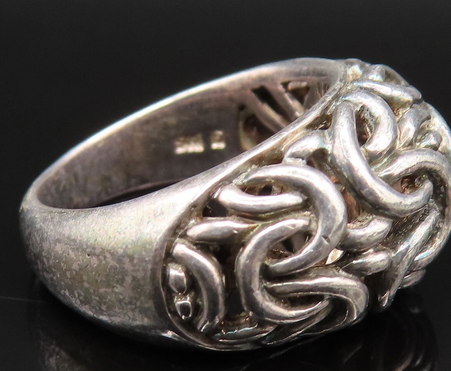 925 Sterling Silver  Vintage Oxidized Celtic Knot Dome Ring Sz 6  RG25364