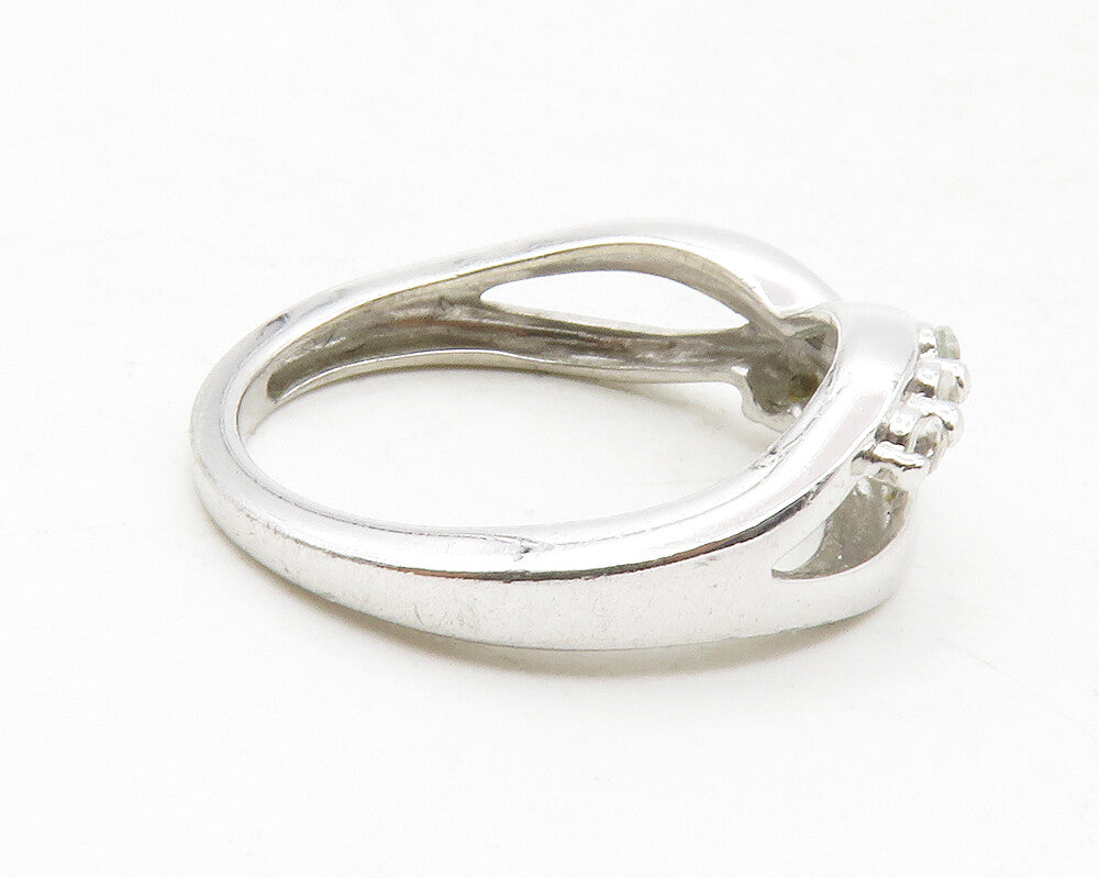 925 Sterling Silver  Graduated White Topaz Shiny Round Band Ring Sz 8  RG12936