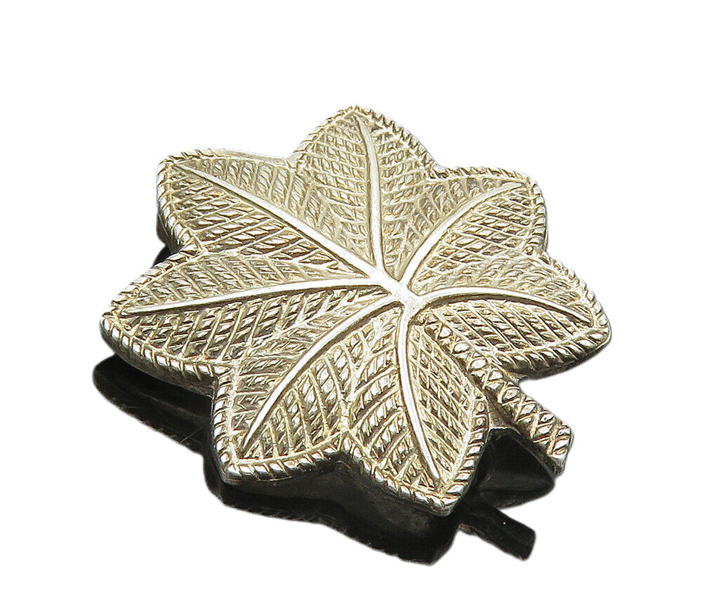 925 Sterling Silver  Vintage Shiny Maple Leaf Autumn Motif Brooch Pin  BP3457