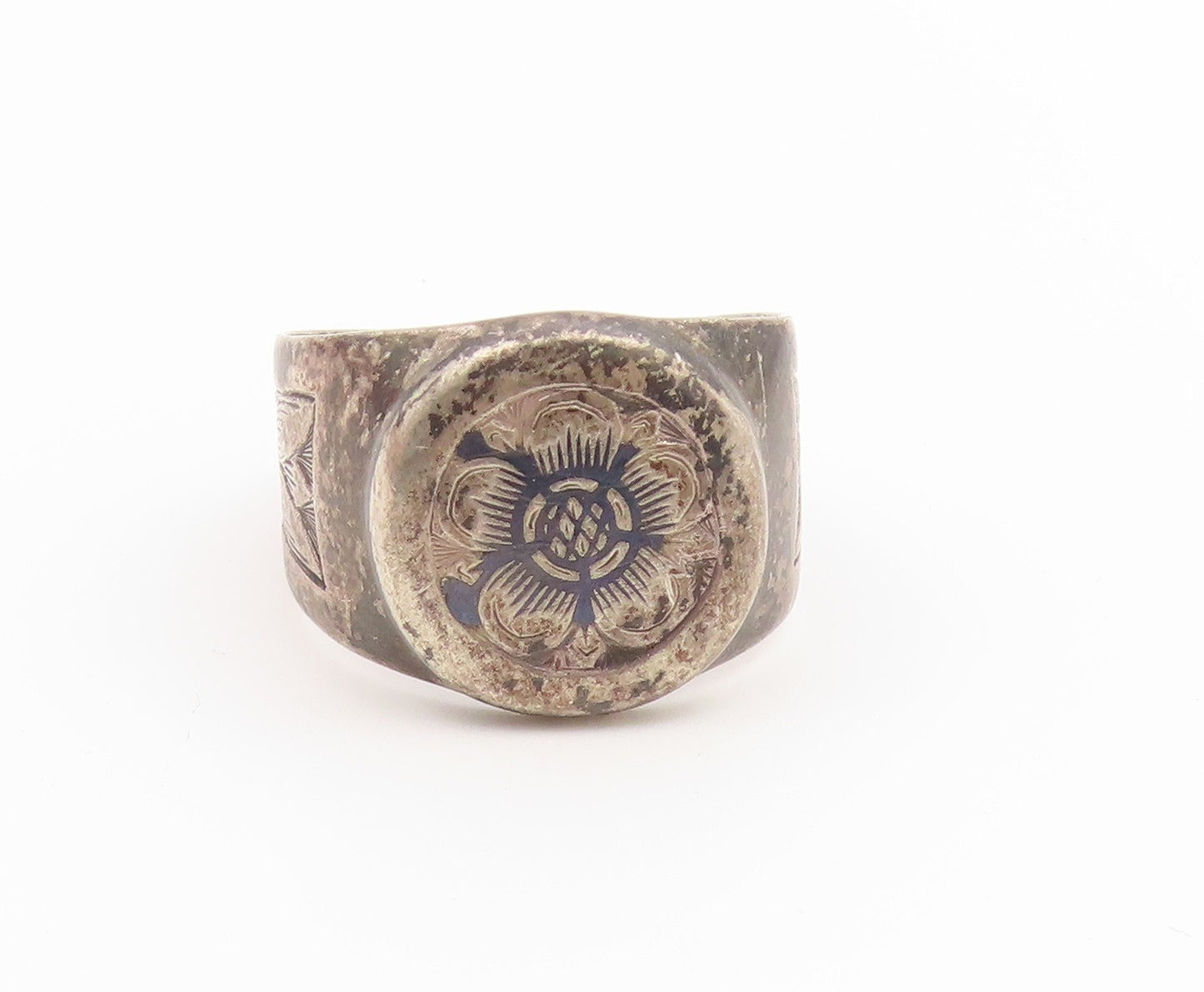 925 Sterling Silver Vintage Ring Engraved Floral Motif Band  Sz 10  RG36841