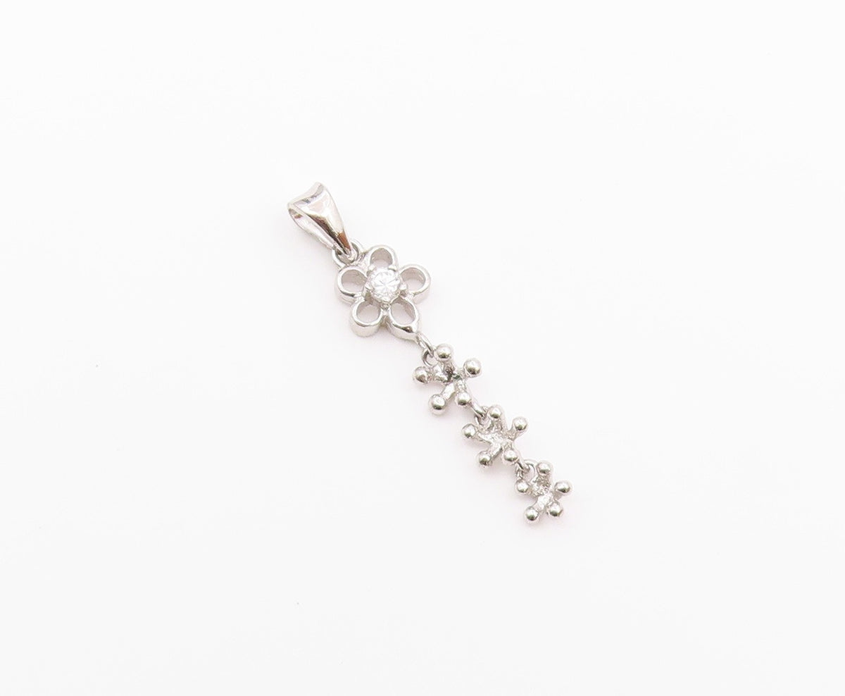 925 Sterling Silver  White Cubic Zirconia Floral Pebbled Drop Pendant  PT1516