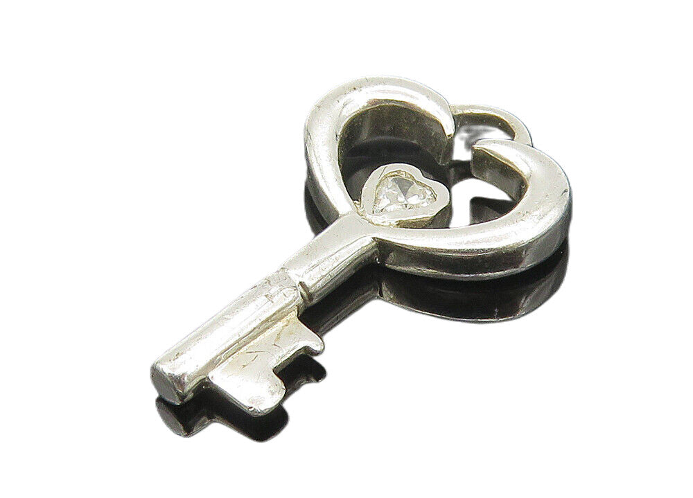 925 Sterling Silver  White Topaz Love Heart Key Motif Drop Pendant  PT9191