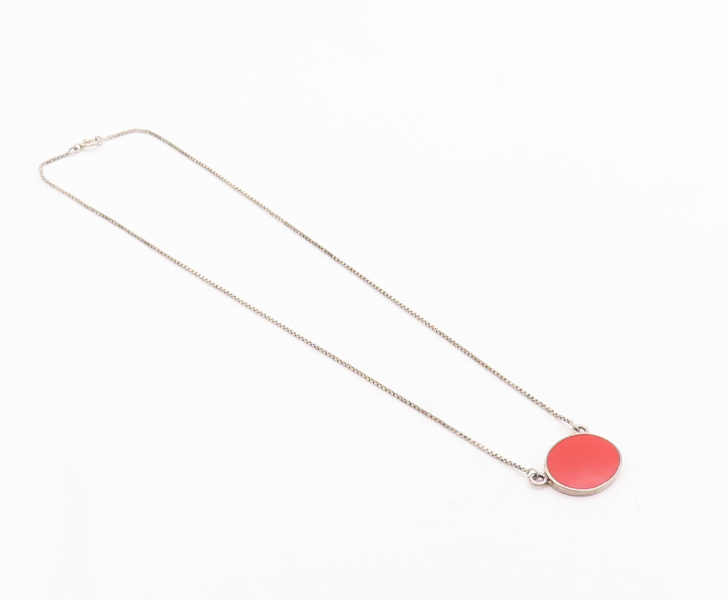 925 Sterling Silver Vintage Necklace Minimalist Oval Carnelian Inlay  NE4286