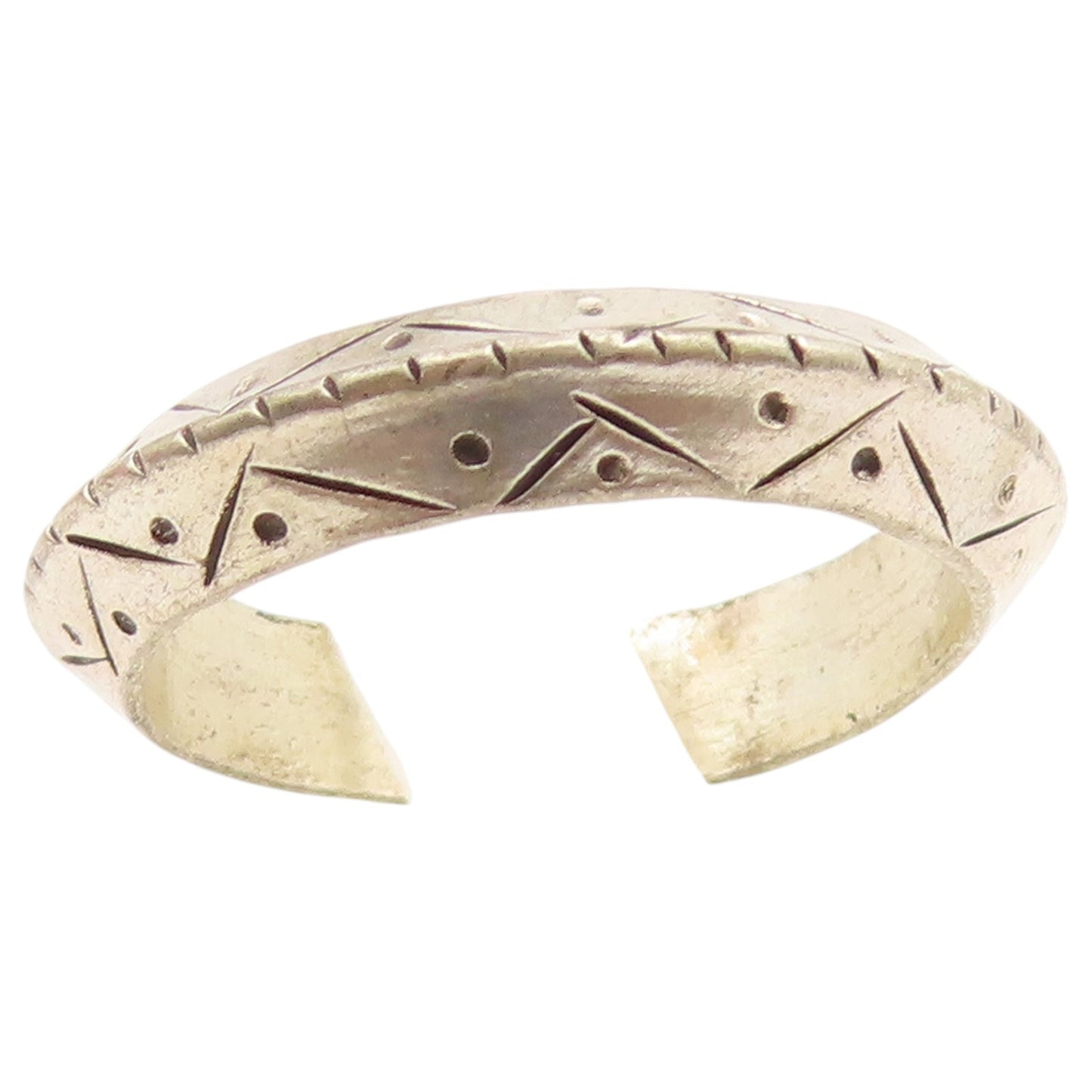 925 Sterling Silver Vintage Ring Etched Geometric Pattern Band  Sz 8.5  RG36900
