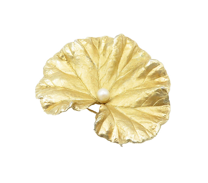 NAPIER 925 Silver  Vintage Petite Pearl Sculpted Flower Brooch Pin  BP6002