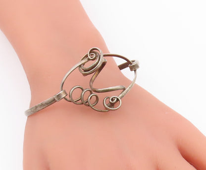 925 Sterling Silver  Vintage Modernist Swirled Hook Bangle Bracelet  BT8131