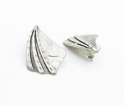925 Sterling Silver  Vintage Shiny Etched Modernist Drop Earrings  EG2405