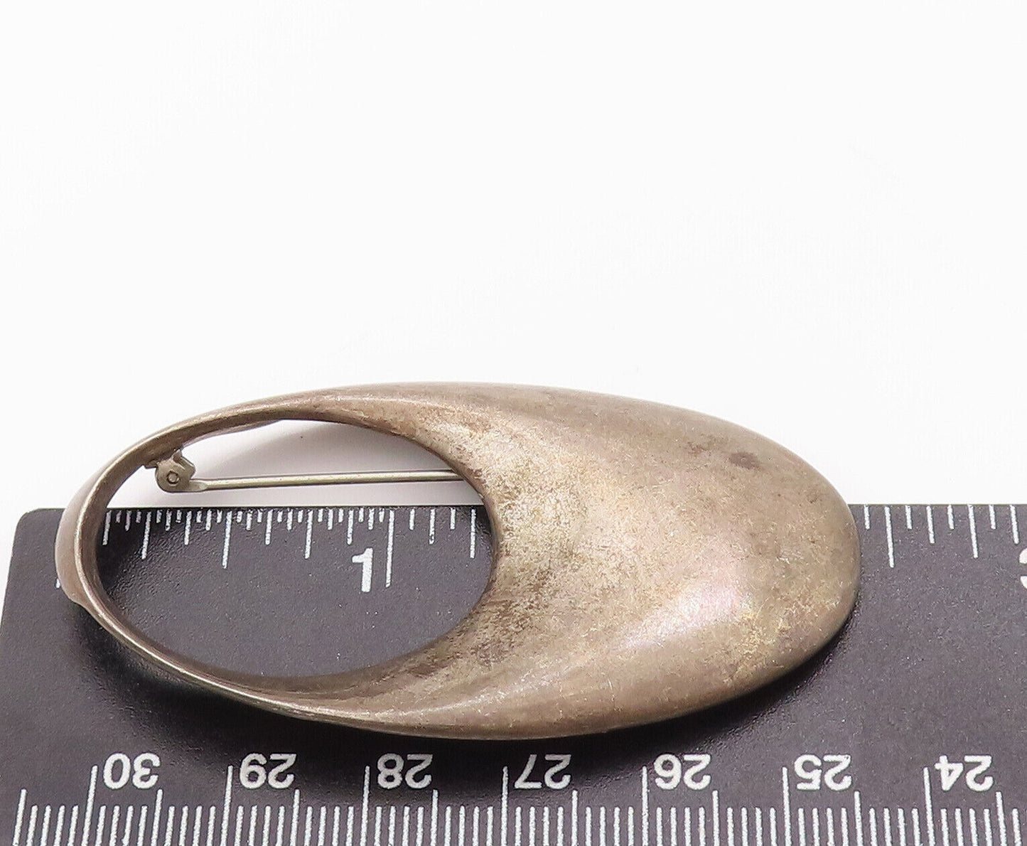 925 Sterling Silver Vintage Brooch Pin JEZLAINE Designer Cut Letter 'O'  BP10792
