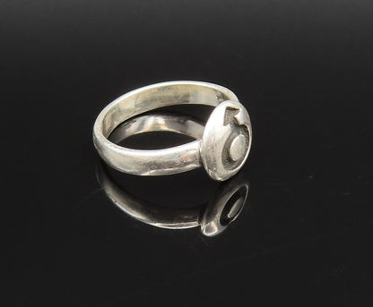 925 Sterling Silver  Vintage Carved Circled Arrow Symbol Ring Sz 6.5  RG25878