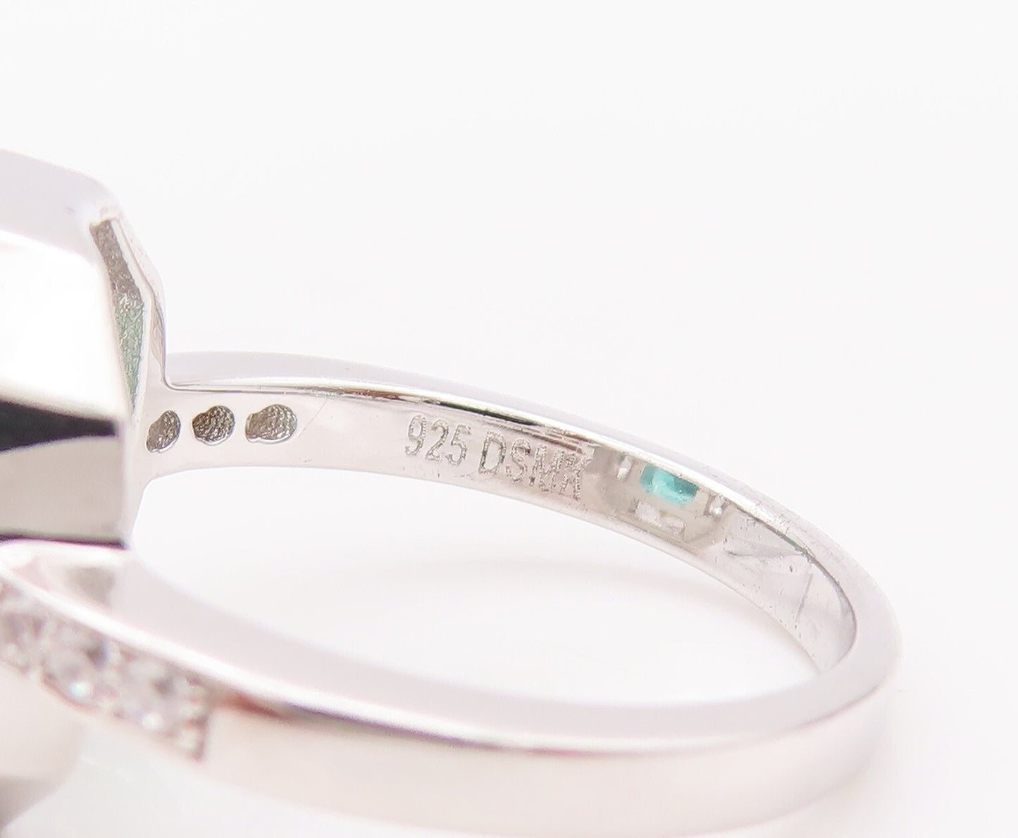 925 Sterling Silver Vintage Ring Rectangle Sea Green White CZ Frame Sz 7 RG29897