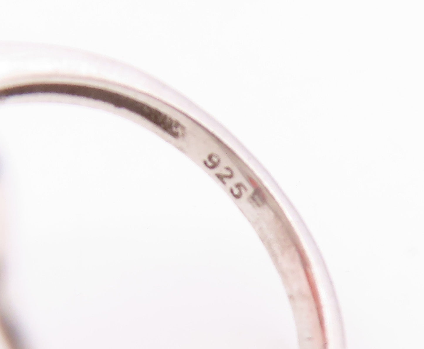 925 Sterling Silver Vintage Ring Cabochon Moonstone & Garnet Band  Sz 7  RG36141