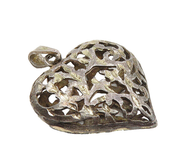 925 Sterling Silver  Vintage Oxidized Cutout Hollow Love Heart Pendant  PT7364