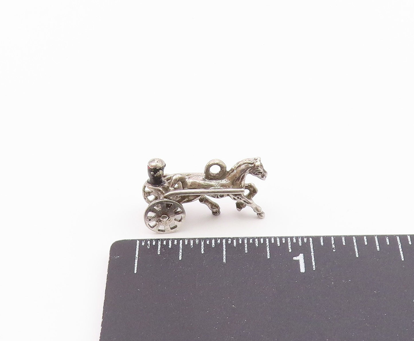 925 Sterling Silver  Vintage Old Fashioned Horse & Carriage Pendant  PT19083