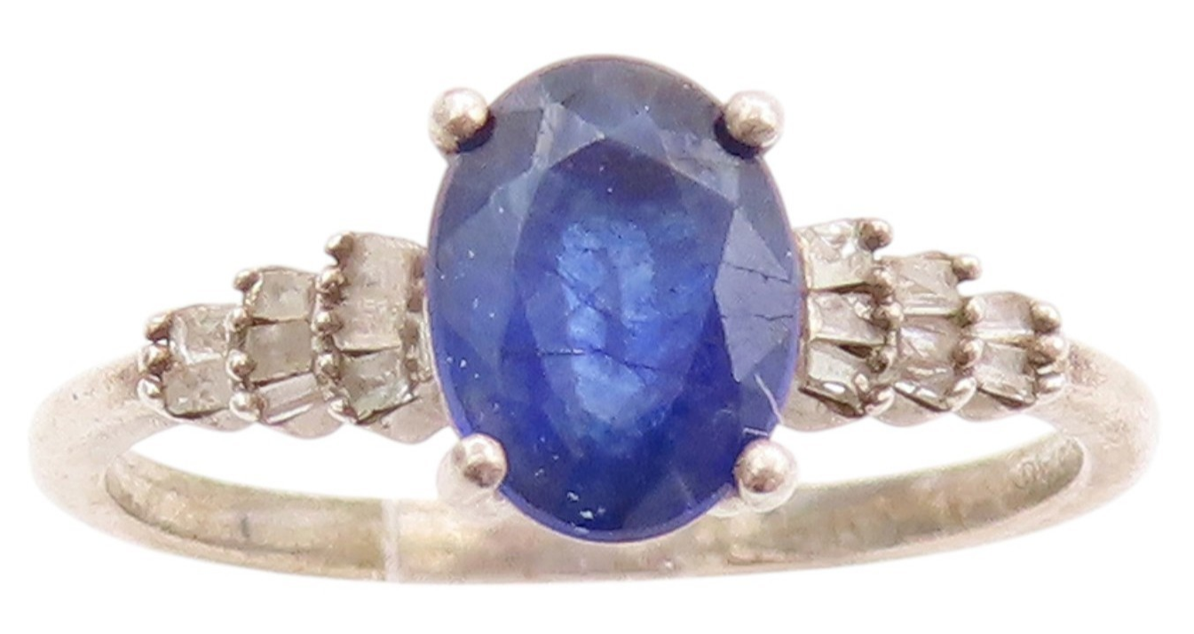 925 Sterling Silver Vintage Ring Diamonds Band & Oval Sapphire  Sz 8  RG32942
