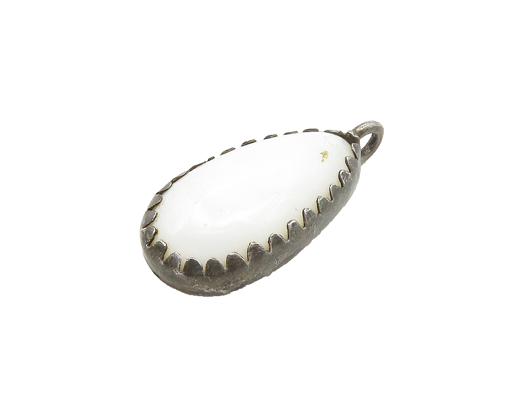 925 Sterling Silver  Vintage Cabochon Cut Mother Of Pearl Pendant  PT14094