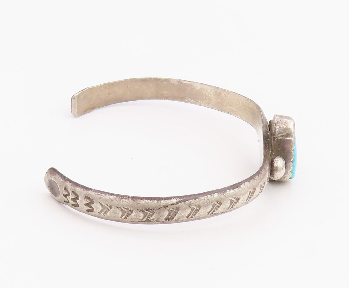 925 Sterling Silver Vintage Bracelet NAVAJO Turquoise Etched Cuff  BT11838