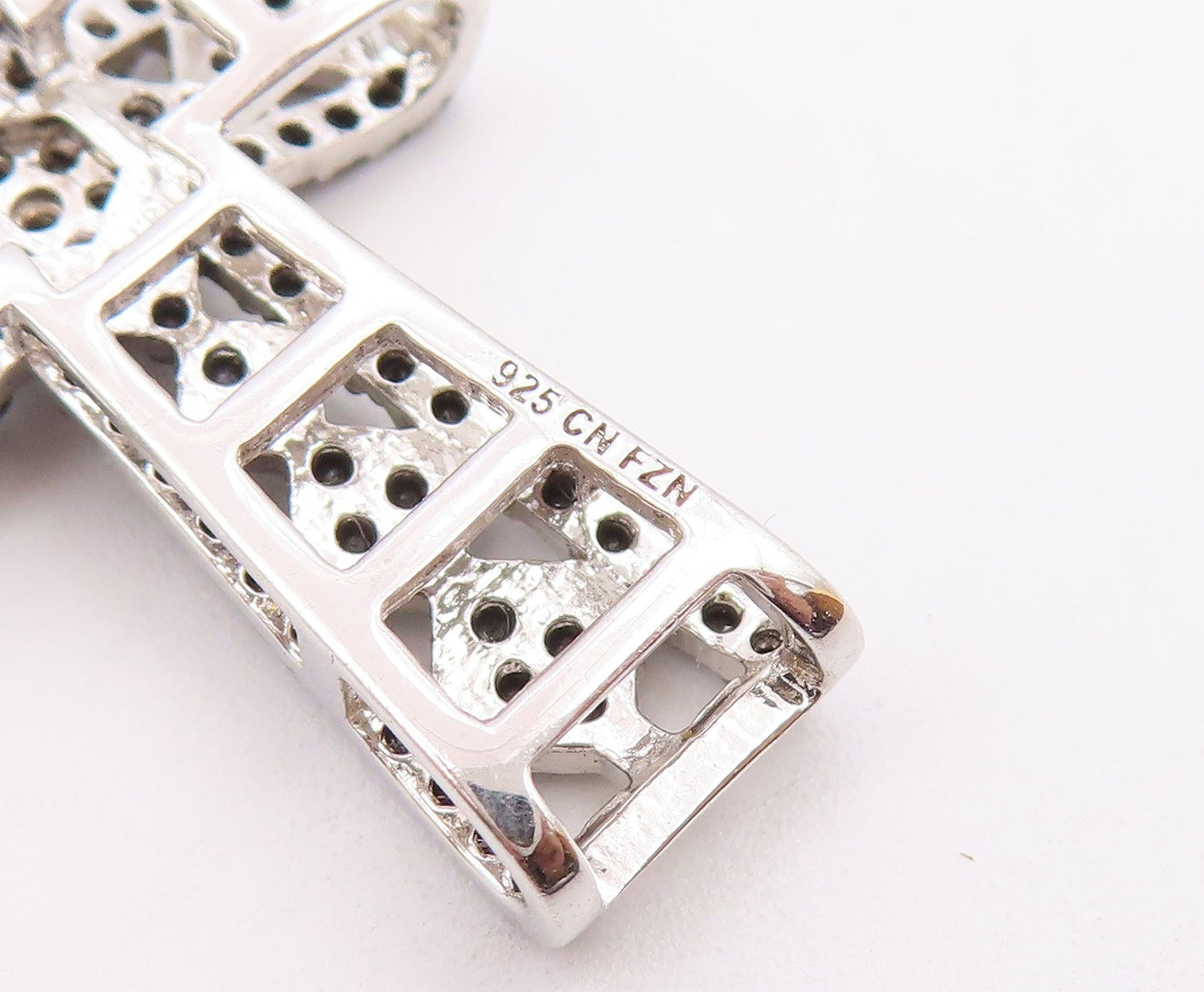 925 Sterling Silver   Vintage Sparkly Spinel Religious Cross Pendant  PT20623