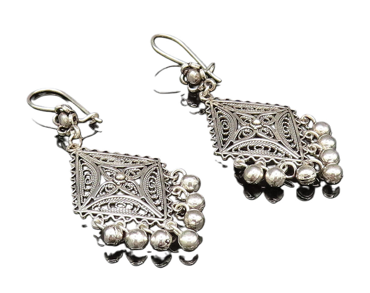 925 Silver  Vintage Wavy Border Beaded Diamond Shaped Dangle Earrings  EG11982