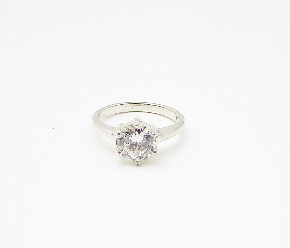 925 Sterling Silver  White Cubic Zirconia Engagement Ring Sz 7.5  RG2946