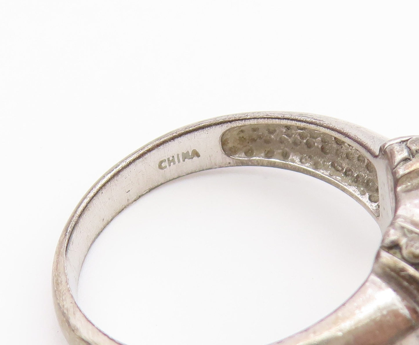 925 Sterling Silver Vintage Ring Classic Pearl Statement Band  Sz 8  RG36818