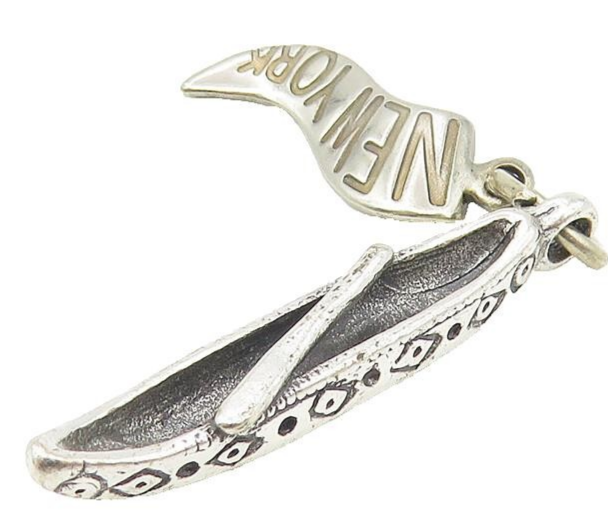 925 Sterling Silver  Vintage Petite Kayak Boat Motif New York Pendant  PT9090